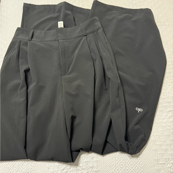 Alo High-Waist Dreamscape Trouser (Regular)pant - Picture 6 of 6